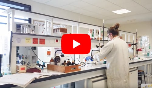 Découvrez le BTS Métiers de la Chimie – Lycée Gustave Eiffel en vidéo