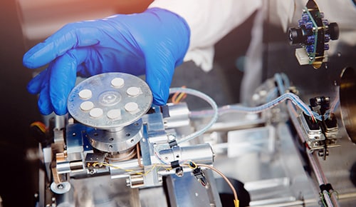 un métiers en laternance ou là précision et la technicité sont primordiale